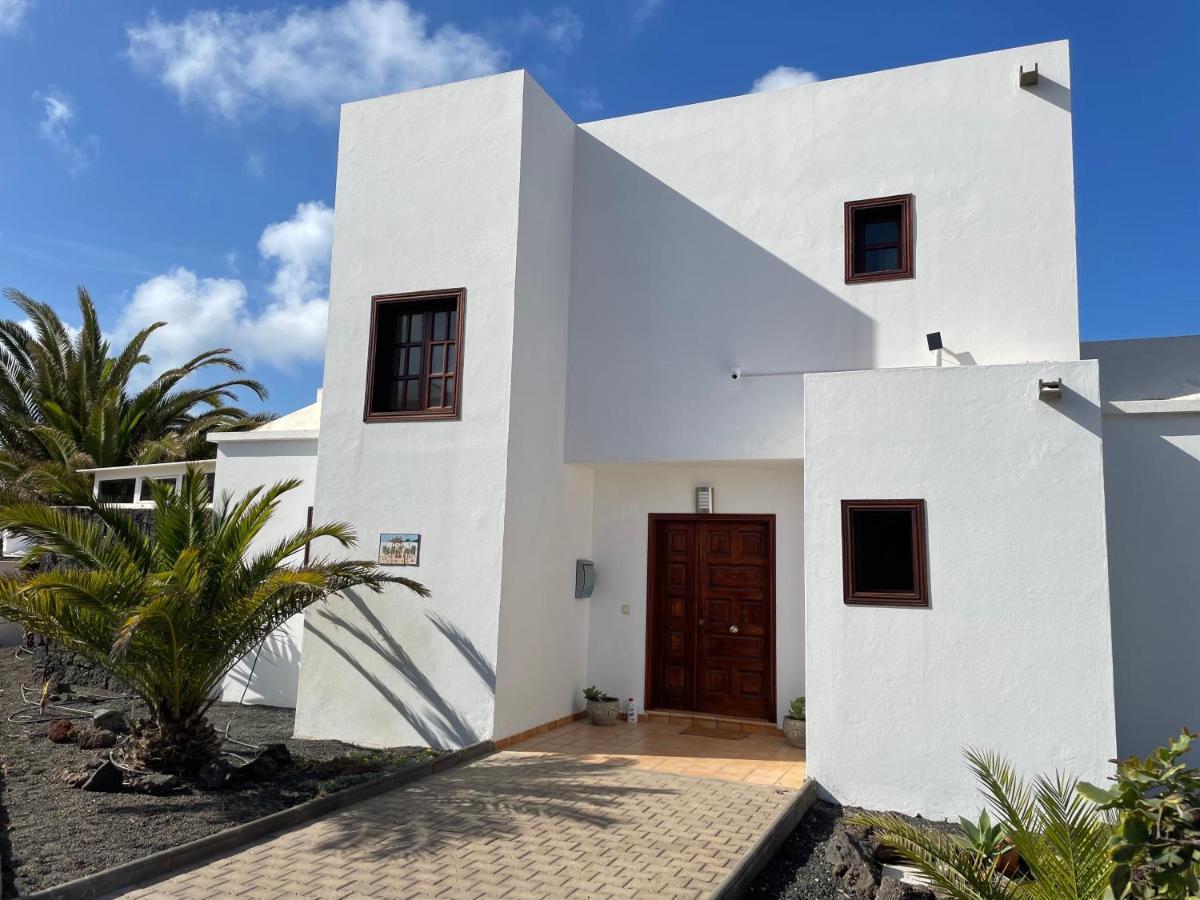Villa Tropicana Плайя-Бланка Екстер'єр фото